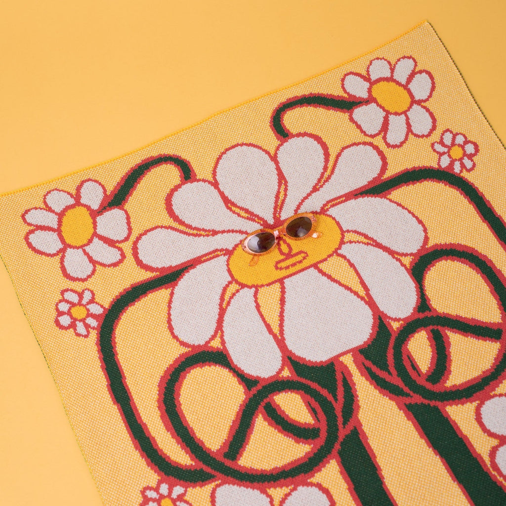 Daisy Dude Mini Blanket